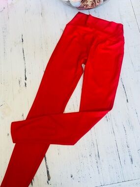 5 Dancewear red leggings